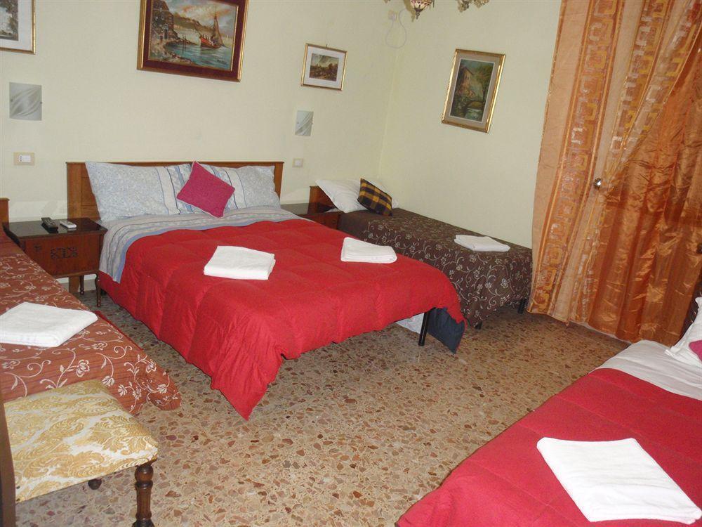 Bed and Breakfast A Casa Doina Airport2 Pisa Exterior foto