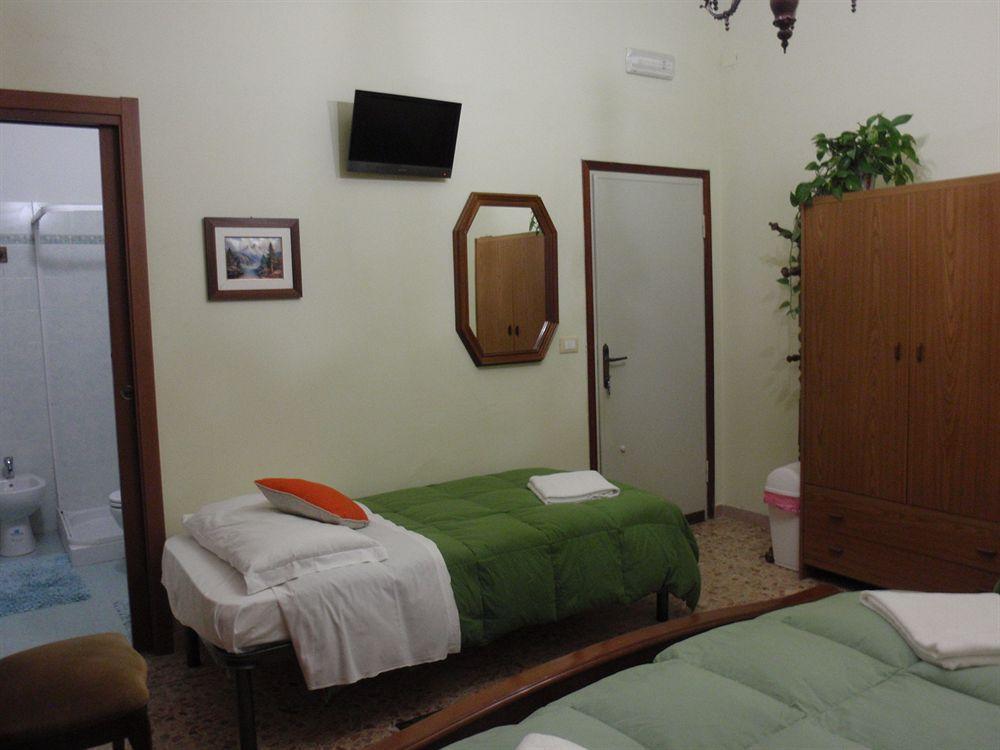Bed and Breakfast A Casa Doina Airport2 Pisa Exterior foto
