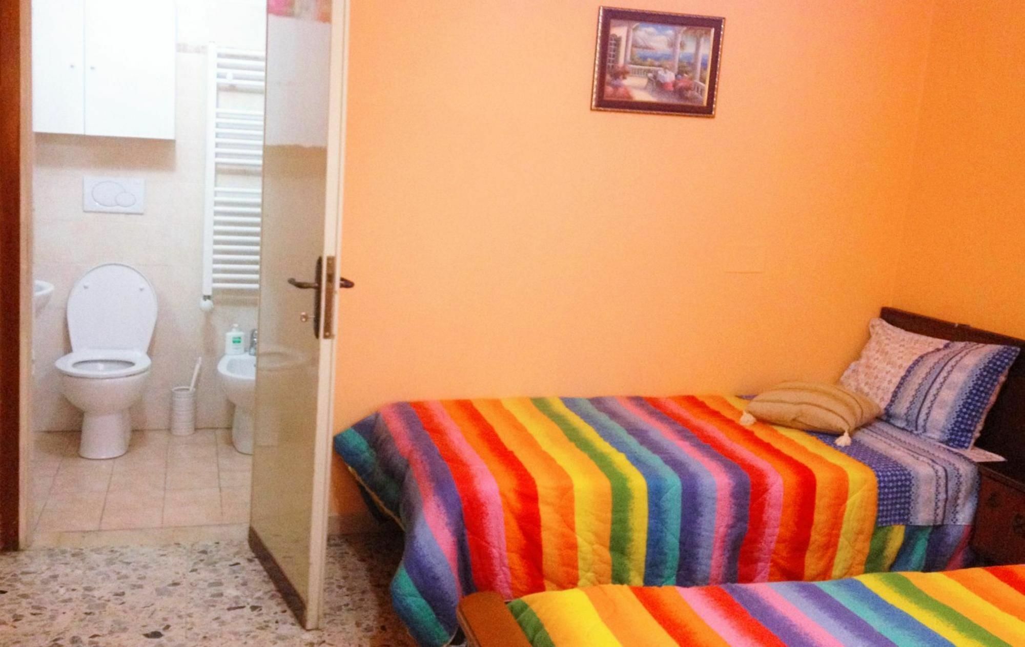 Bed and Breakfast A Casa Doina Airport2 Pisa Exterior foto