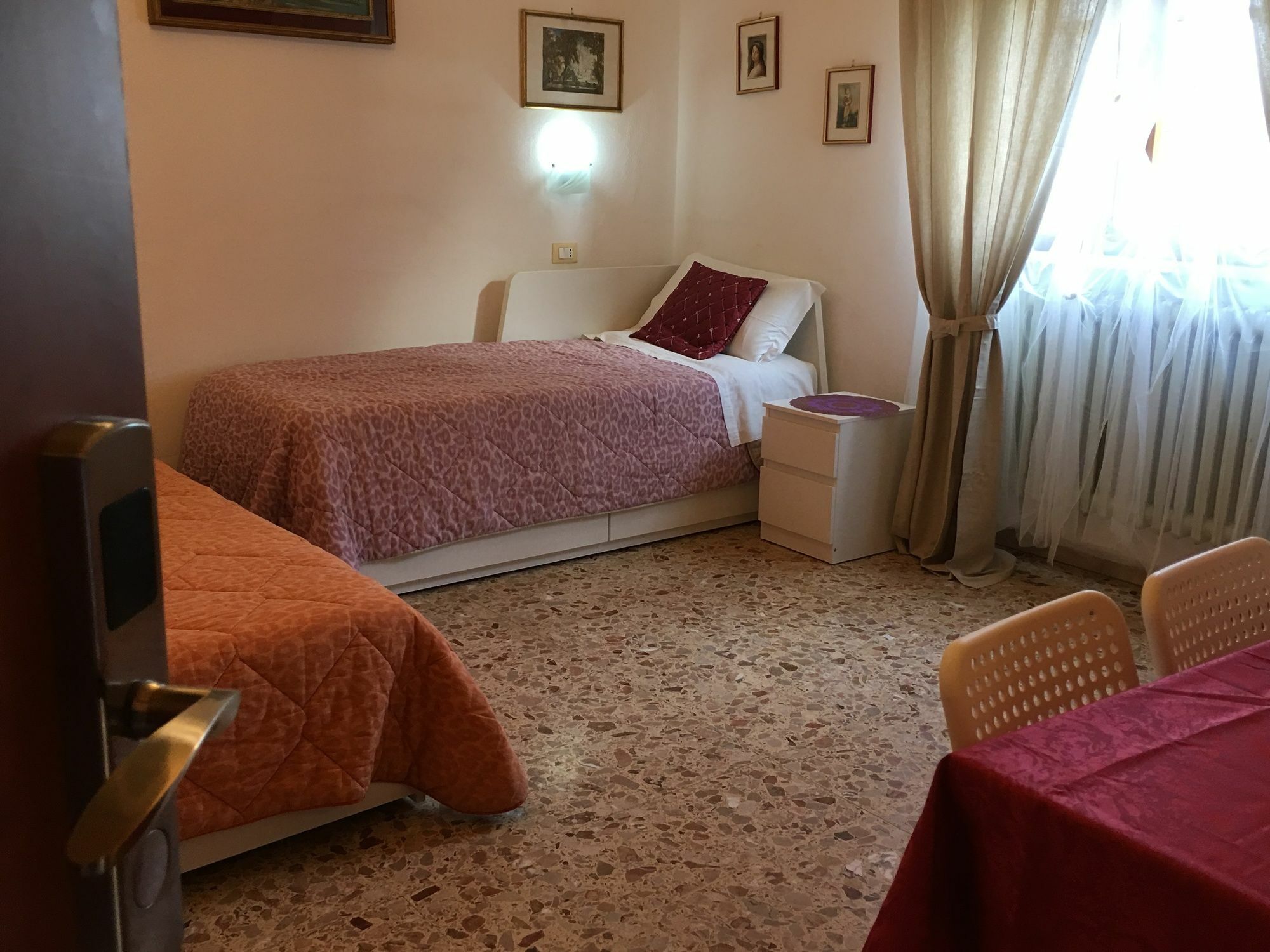 Bed and Breakfast A Casa Doina Airport2 Pisa Exterior foto
